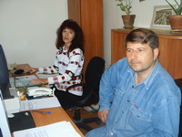 �������